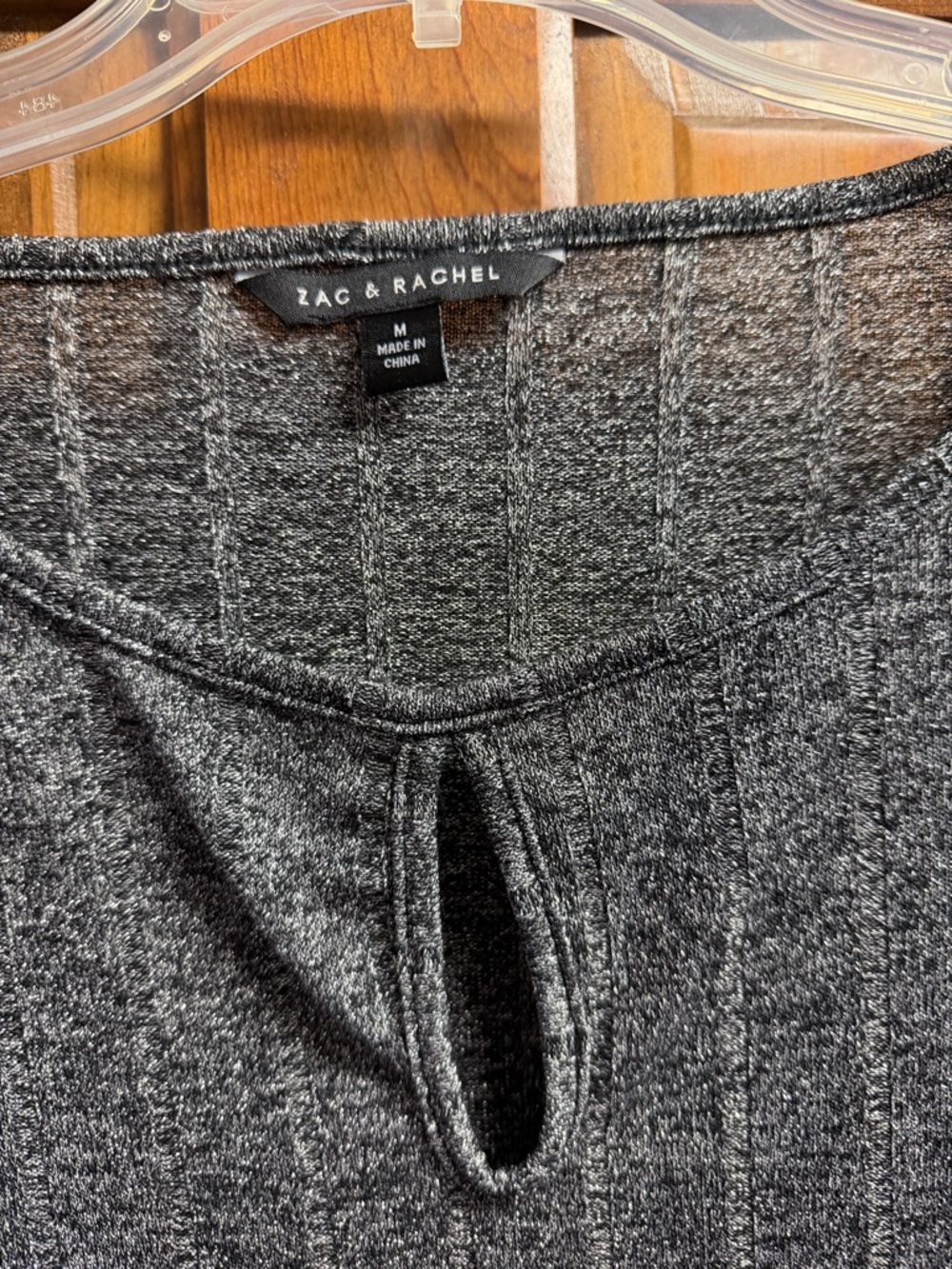 Zac & Rachel Gray Ribbed Knit Keyhole Tee - Picture 2 of 4